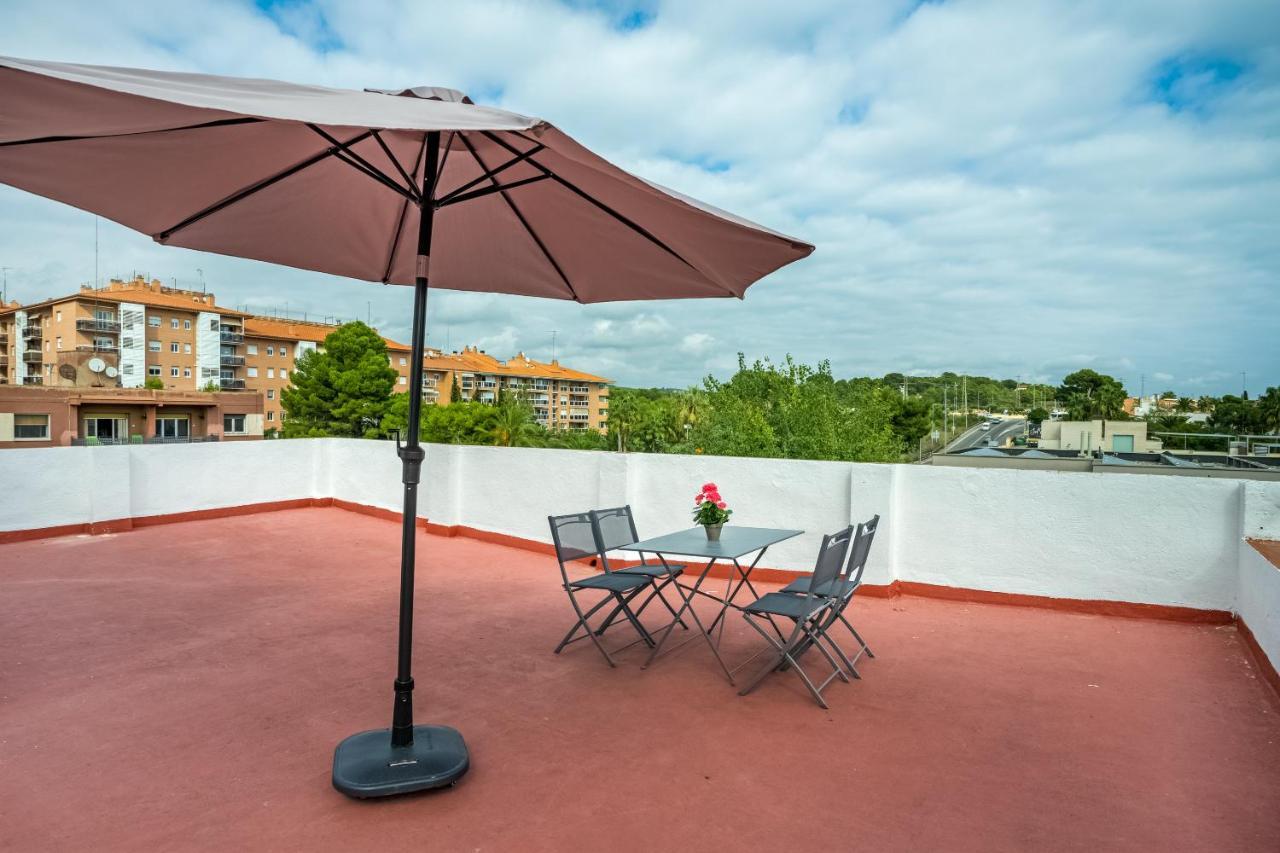 Hostal Patio De La Luna Tarragona Exterior foto